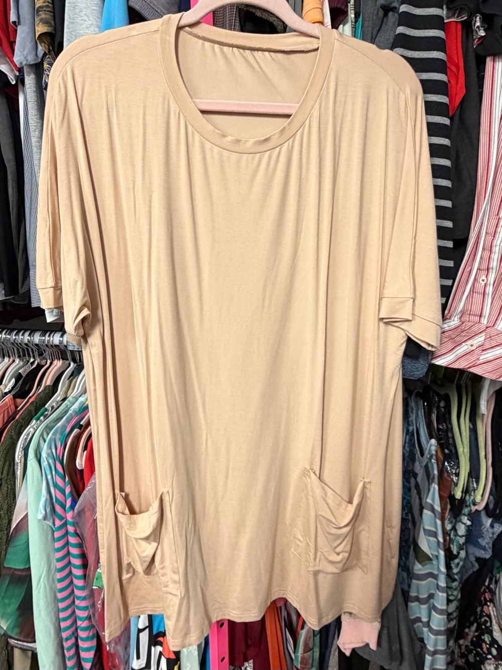Women’s size XL tunic top short sleeves solid neutral beige Front pockets